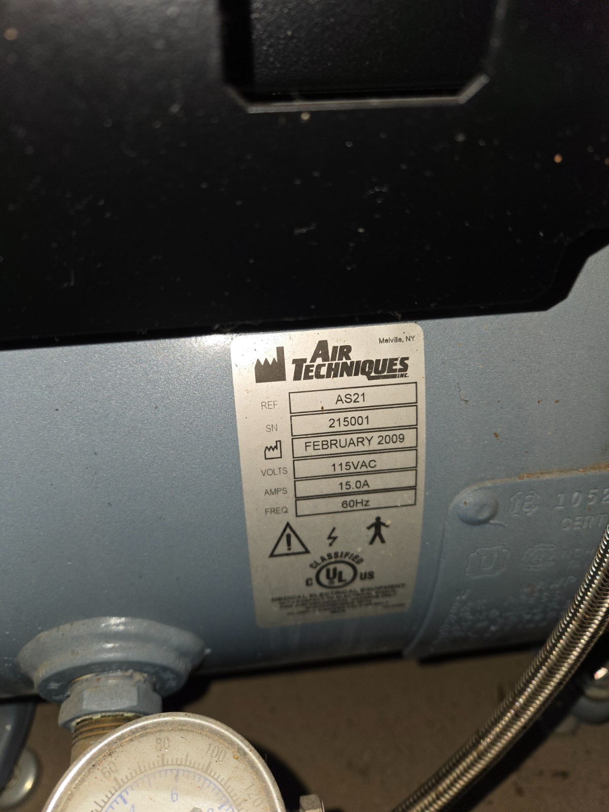 AIR TECHNIQUES model AS21 Dental air compressor 115v