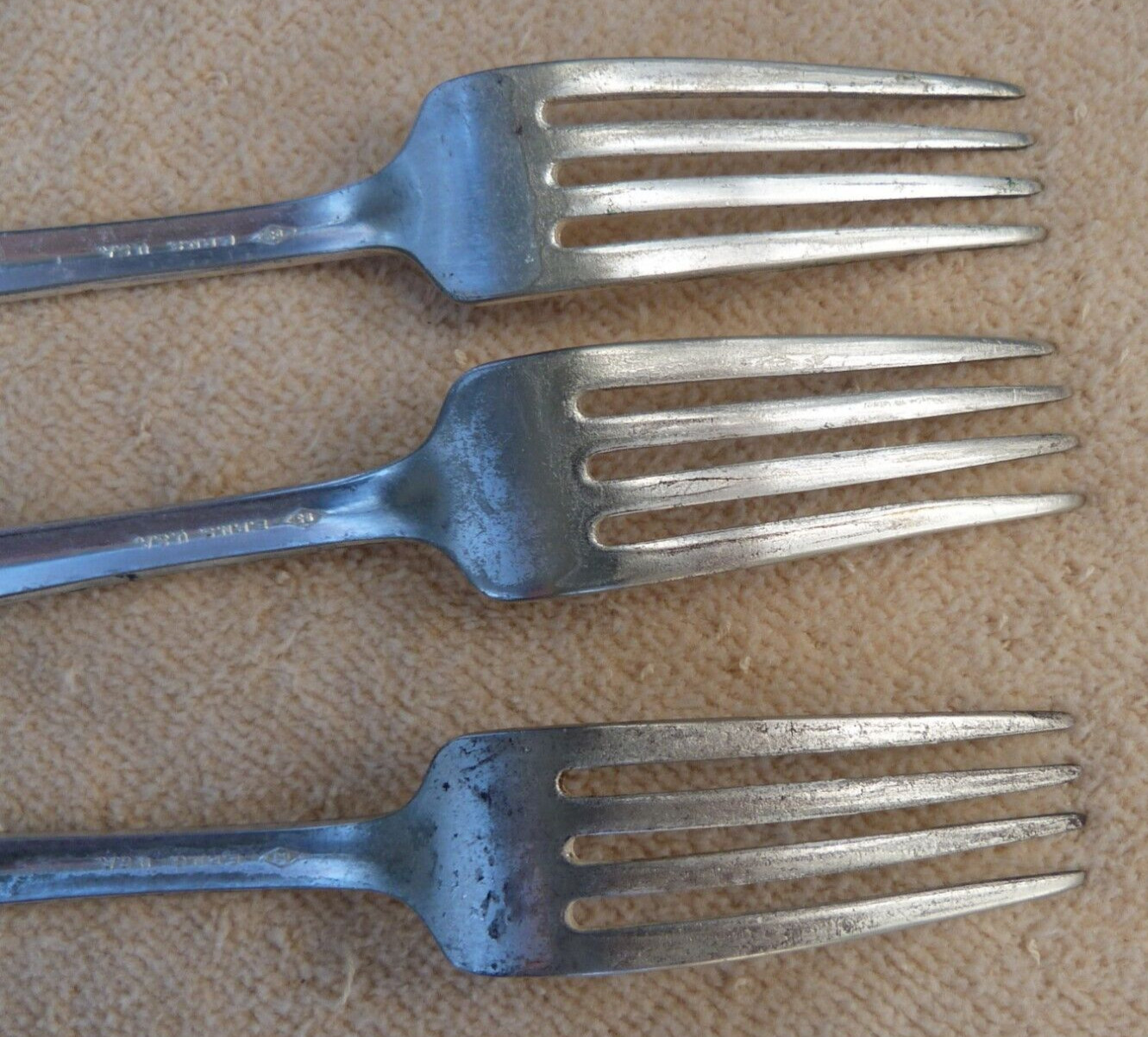 D3 E.P.N.S. U.S.A. Dinner Forks 7" unknown pattern set of 3 with plating wear