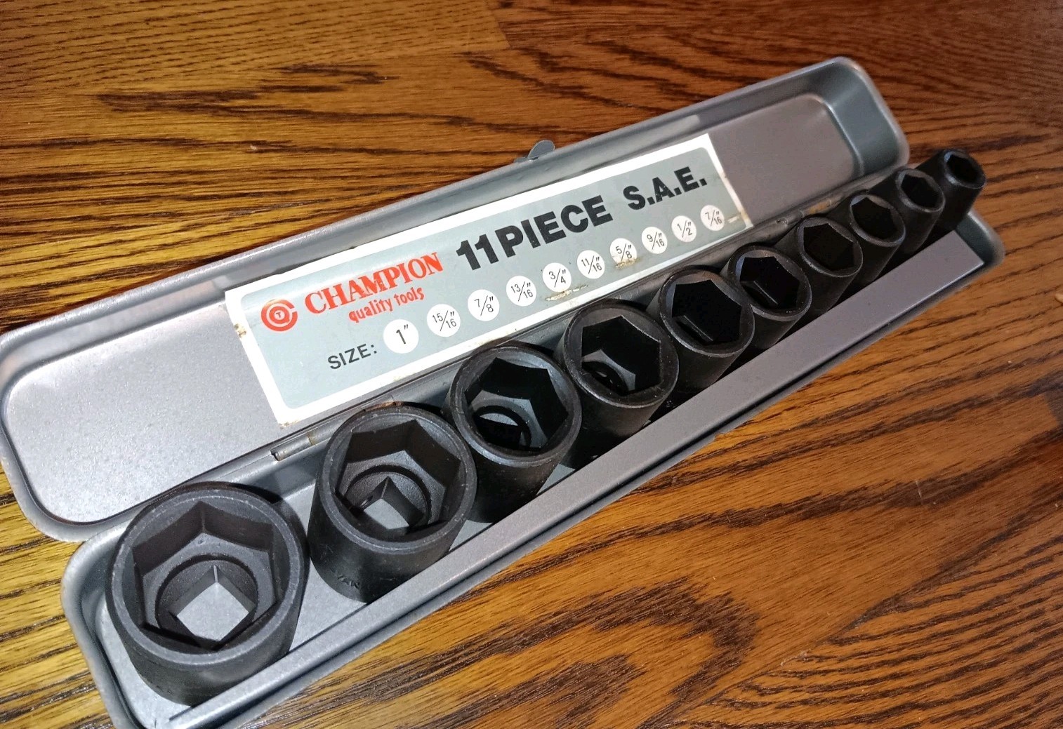 Vintage Champion Sae Impact 11 Piece Socket Set