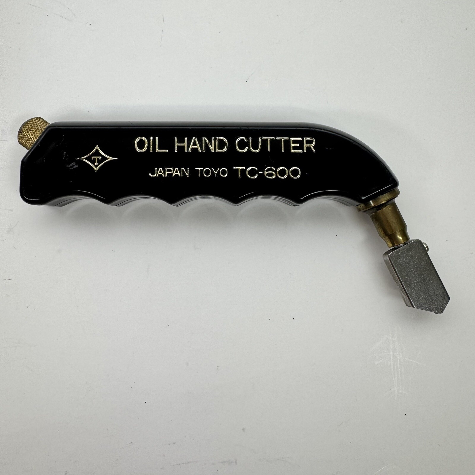 Toyo Thick Glass Cutter Pistol Grip Tap Wheel TC600SVB Self Oil