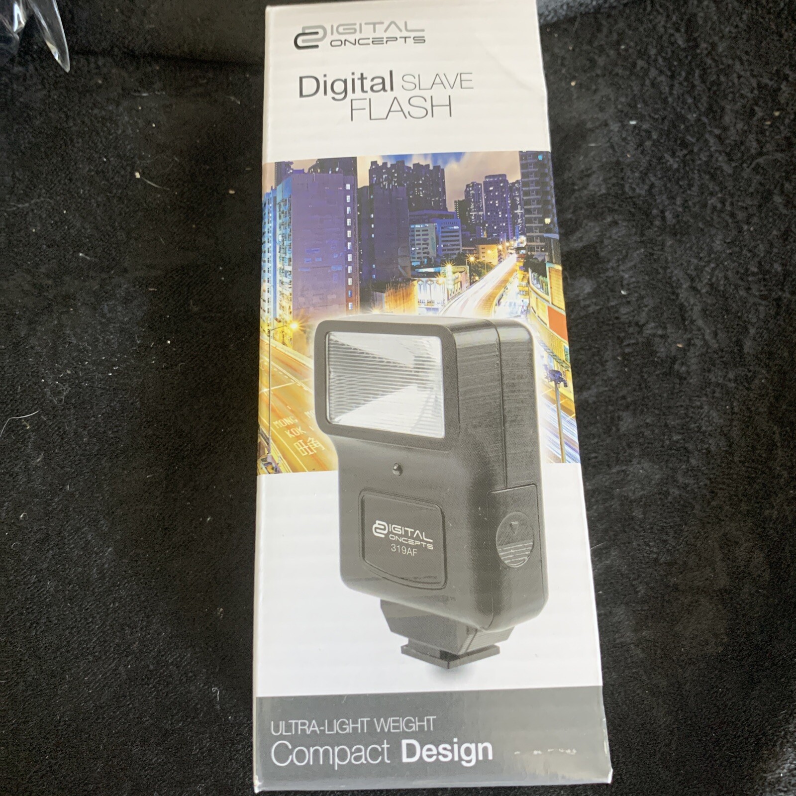 Camera Accessory Bundle Vivitar, Digital slave, and Voltix