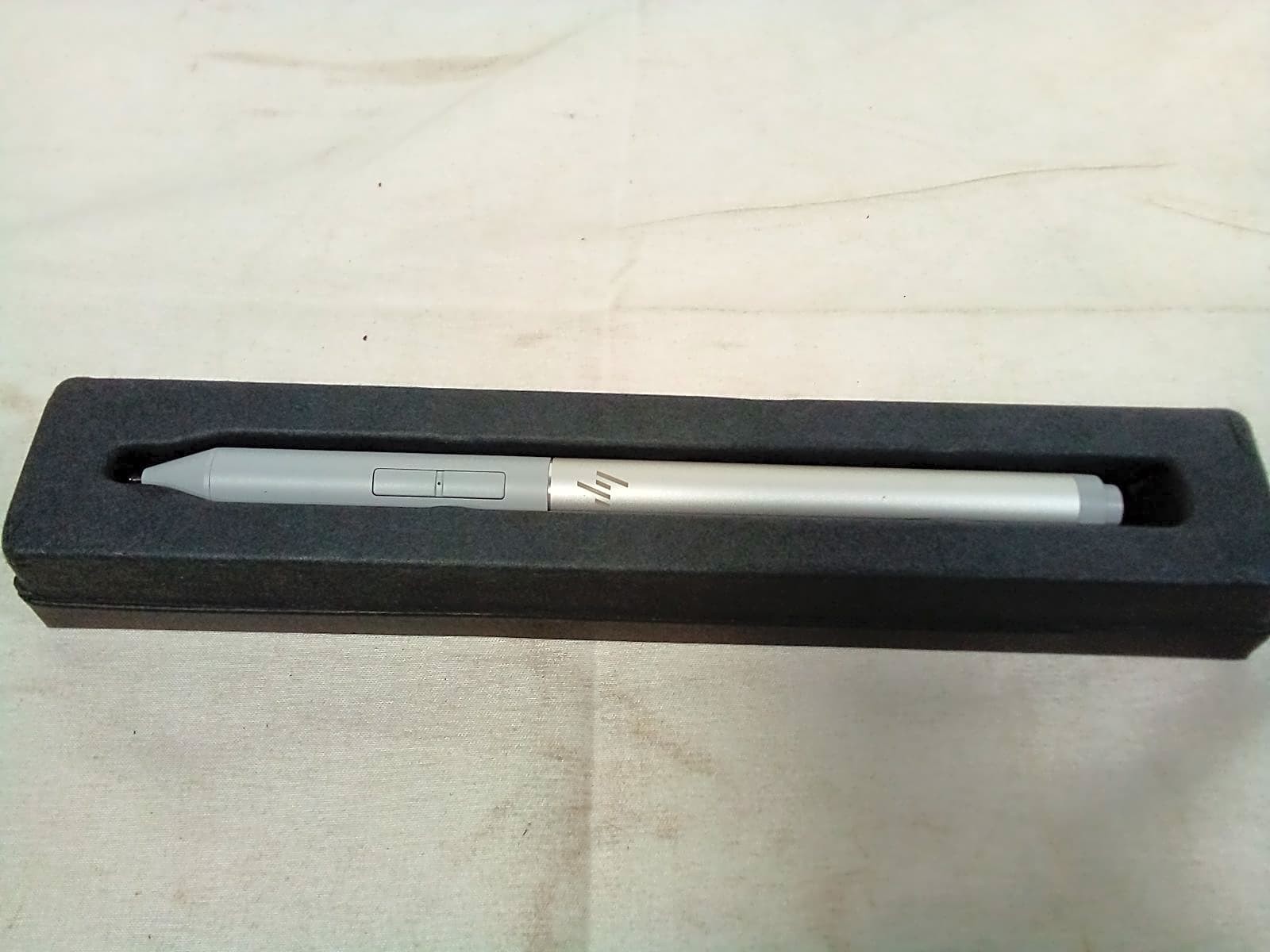 HP Rechargeable Stylus Pen P02310-001 Silver