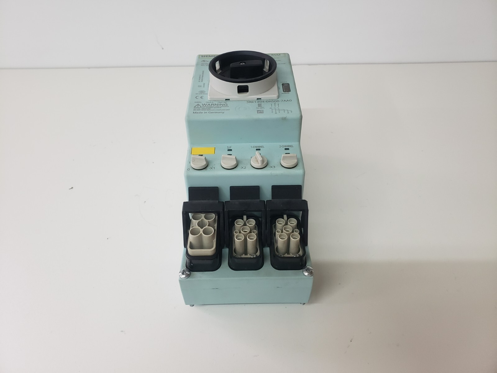 Siemens 3RK1304-0HS00-7AA0 Disconnect Module F-RSM