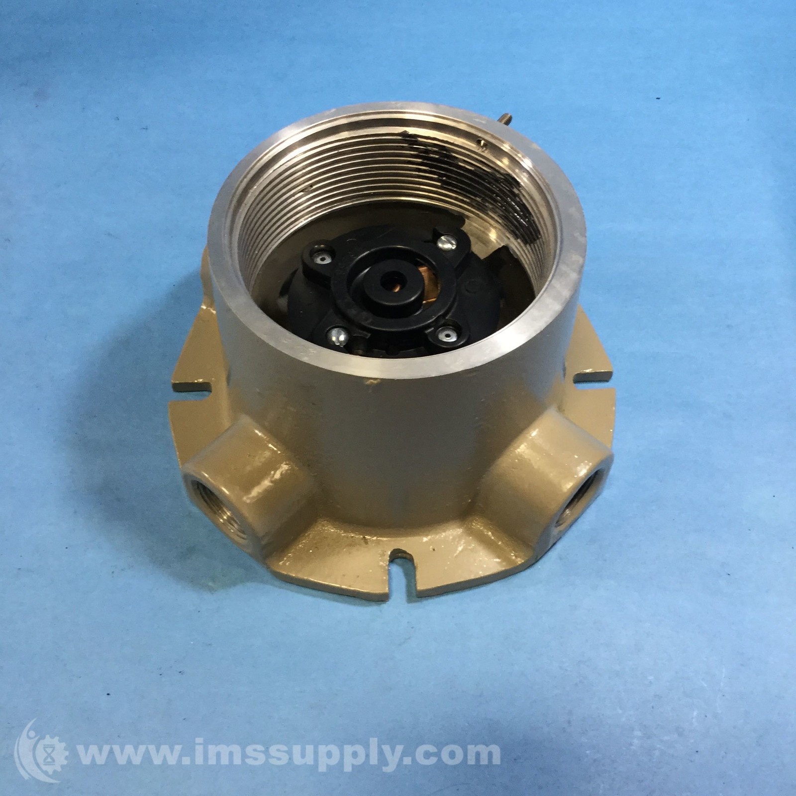 Hubbell EZX2 Ceiling Mount Assembly FNOB
