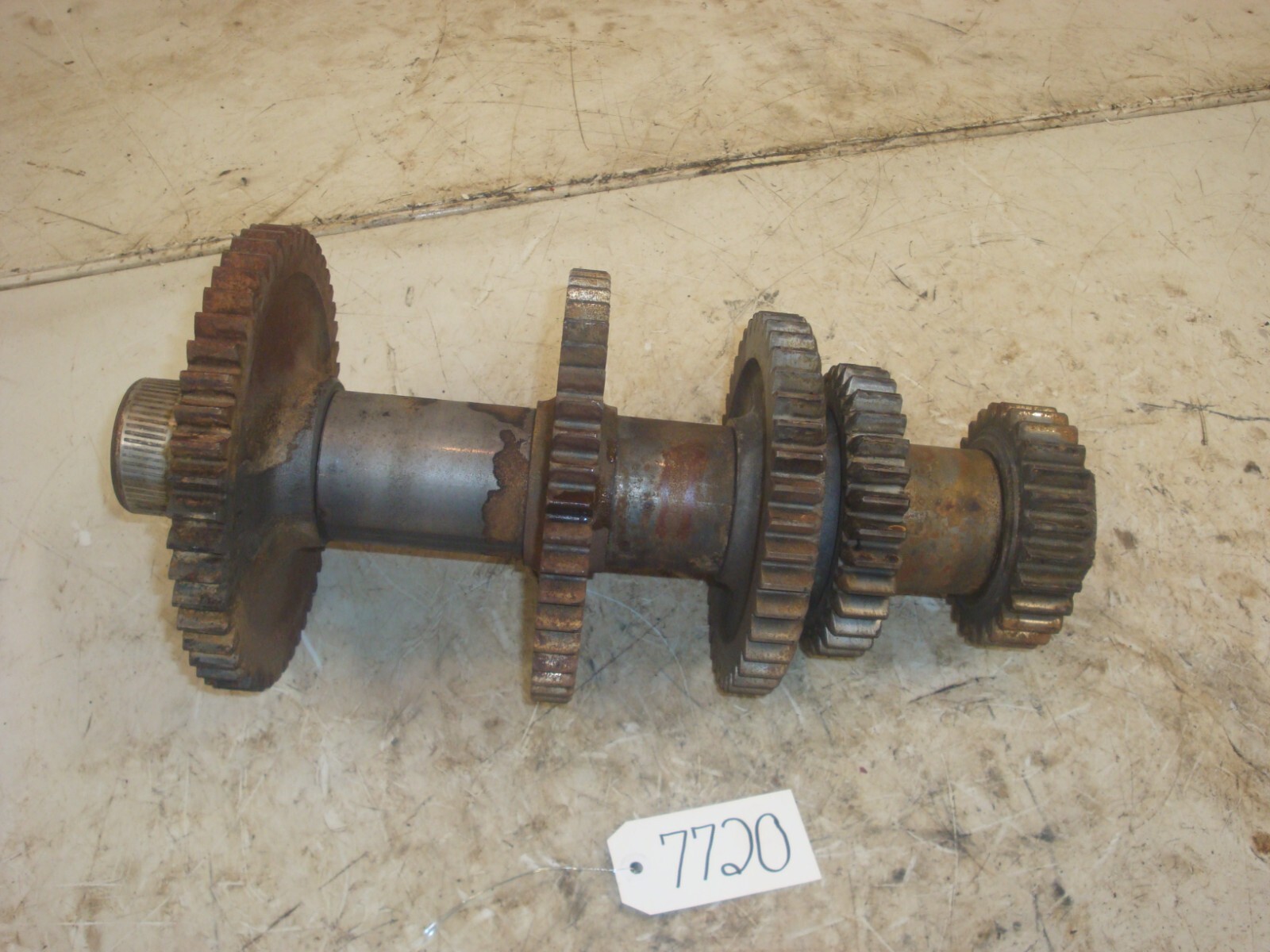 1970 Farmall IH 826 Tractor Transmission Gear Shaft