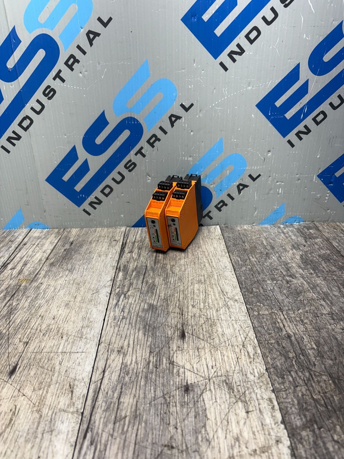 (LOT OF 2) IFM FLOW SENSORS VS3000 SN0150