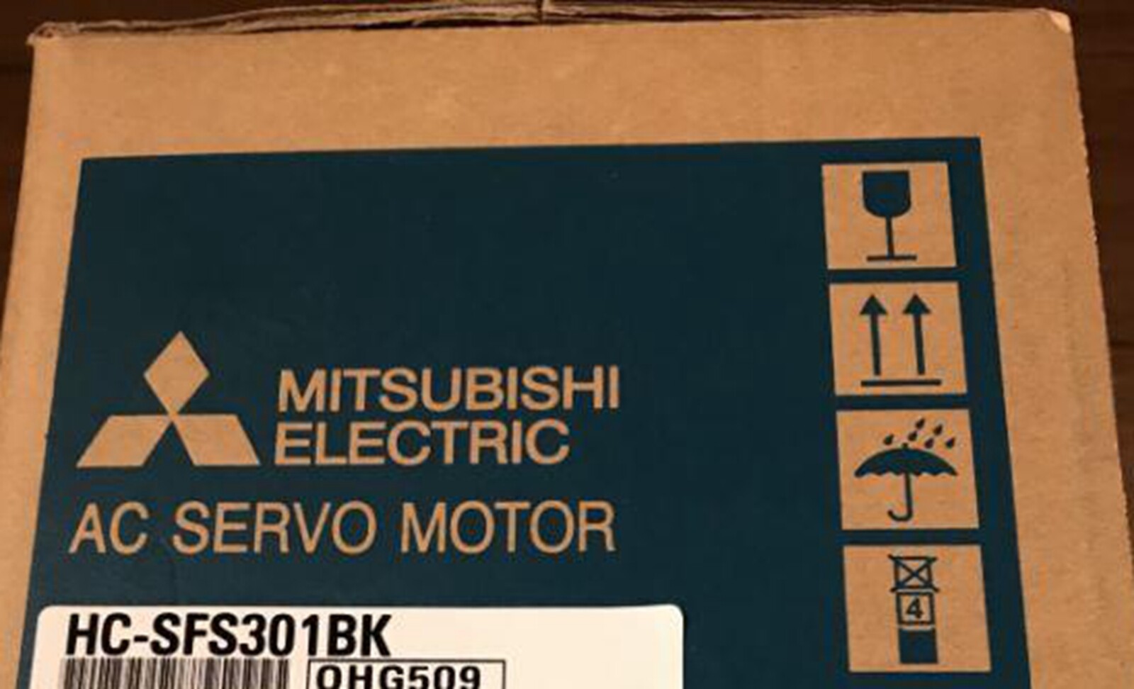 NEW Mitsubishi HC-SFS301BK Servo Motor