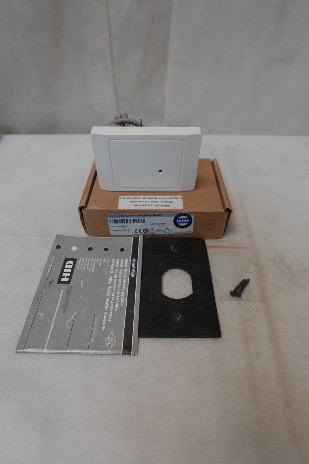 HID Thinline II Access Control Wall Switch Prox Card Reader White 5395CK100