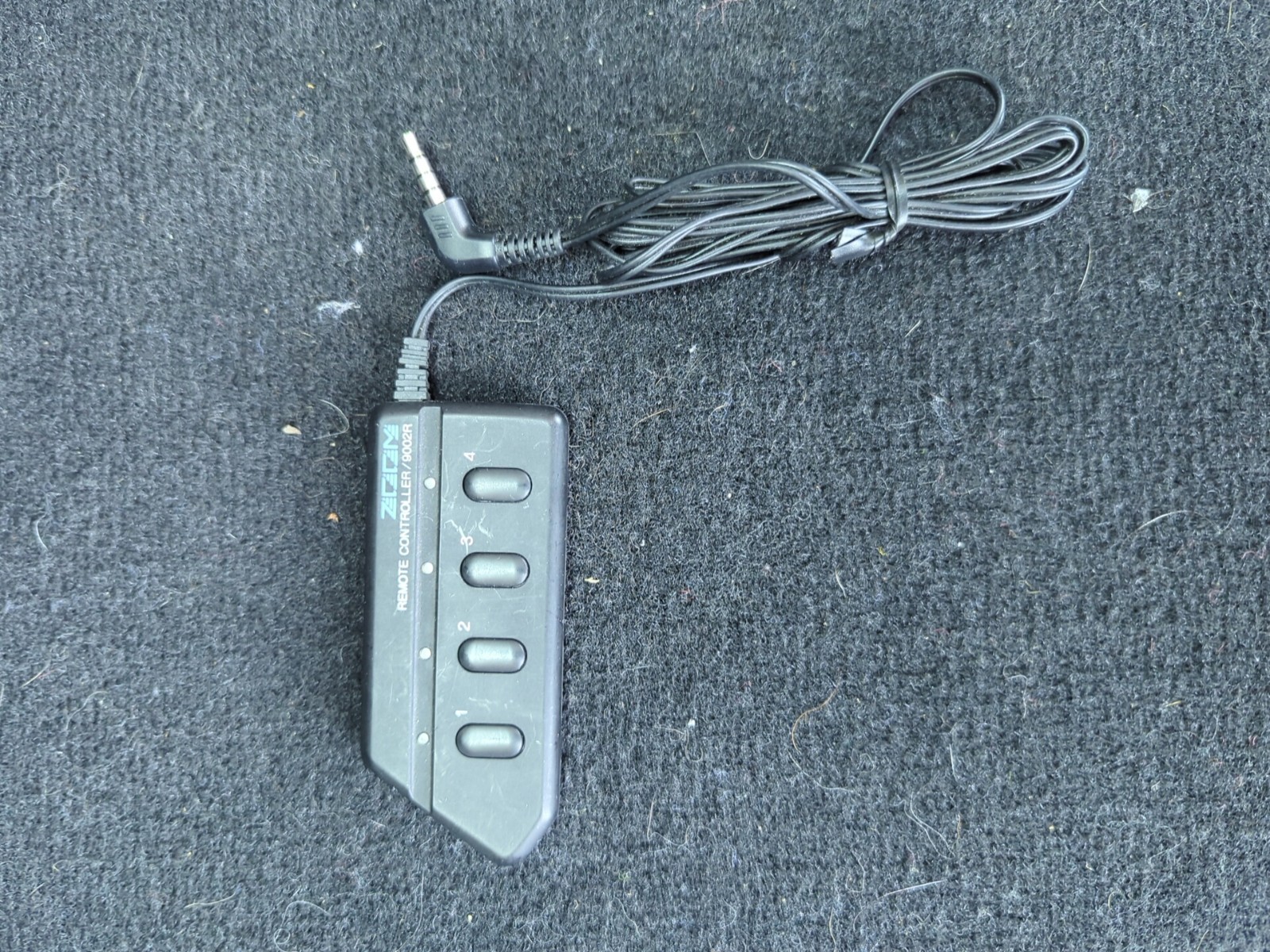ZOOM  REMOTE CONTROLLER   MODEL   9002R   VINTAGE ITEM