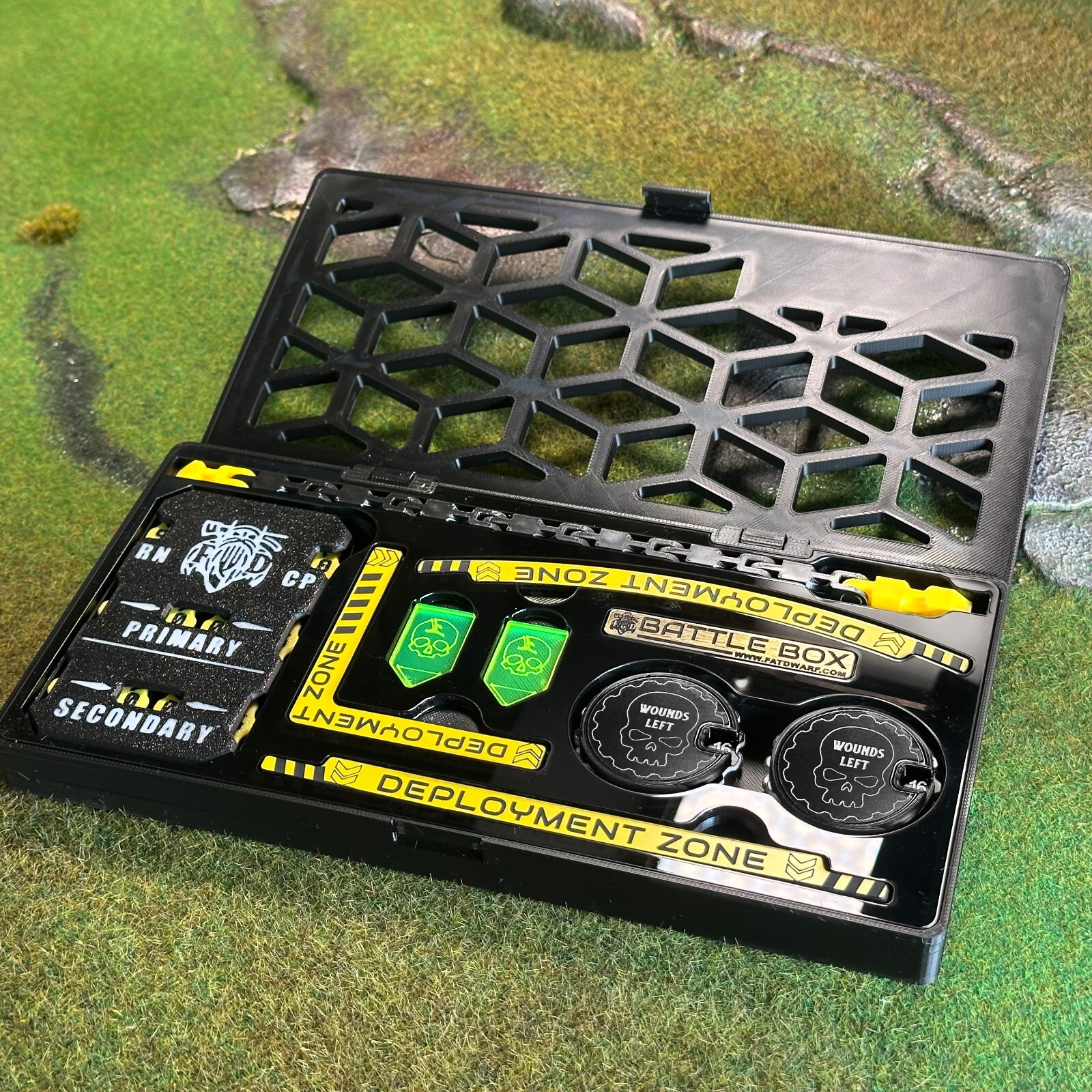 The Ultimate 40k Battle Box!, includes Wound Trackers, Rulers + More