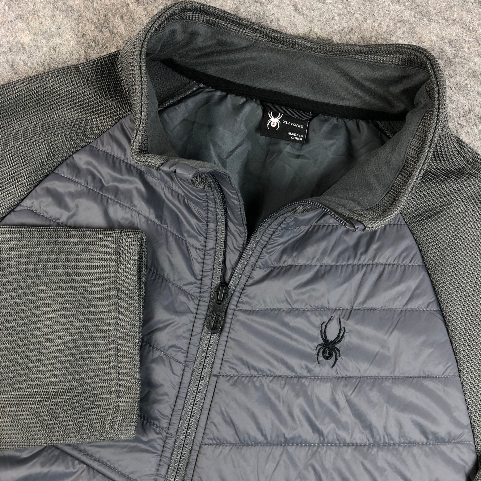 Spyder Mens XL Gray Quilted Full Zip Puffer Jacket Outdoor Activewear Layering