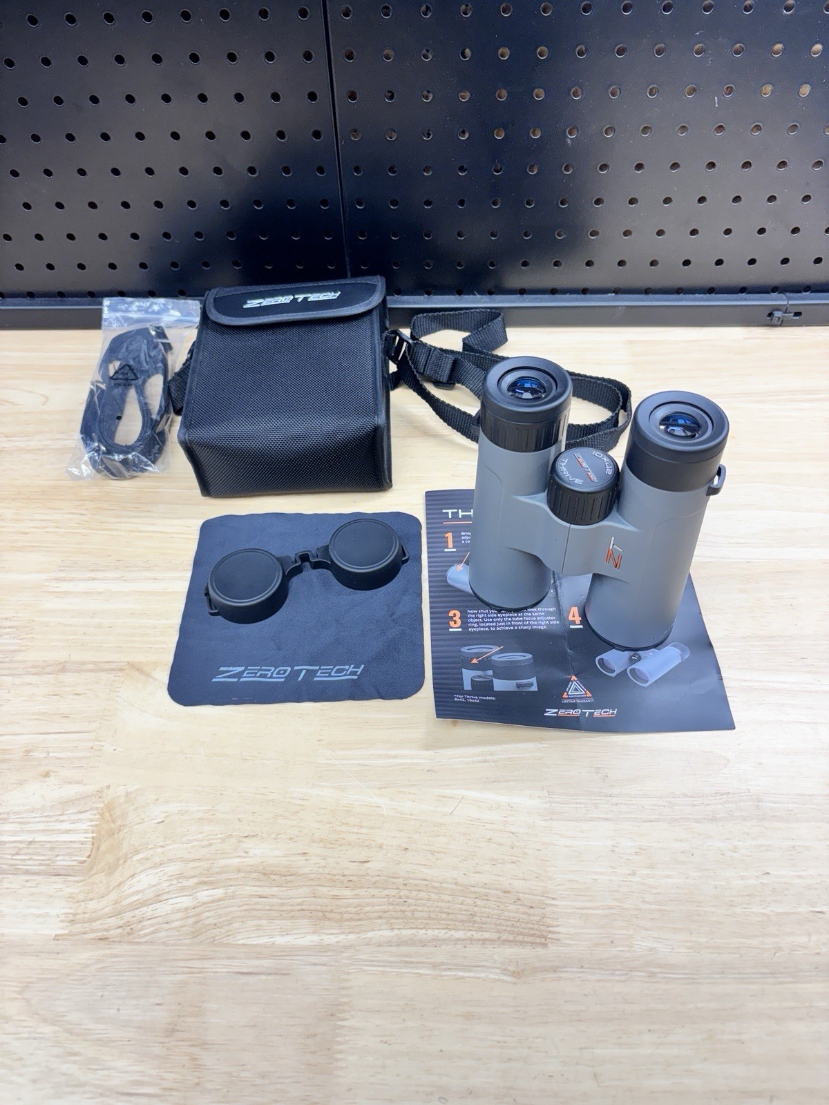 ZeroTech Thrive 10x42mm Binoculars TH1042 *NEW*