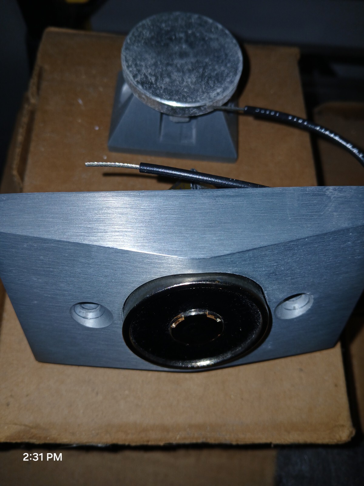 32 - Door Holders Edwards 1508-AQ Electromagnetic Surface Mount 24VAC