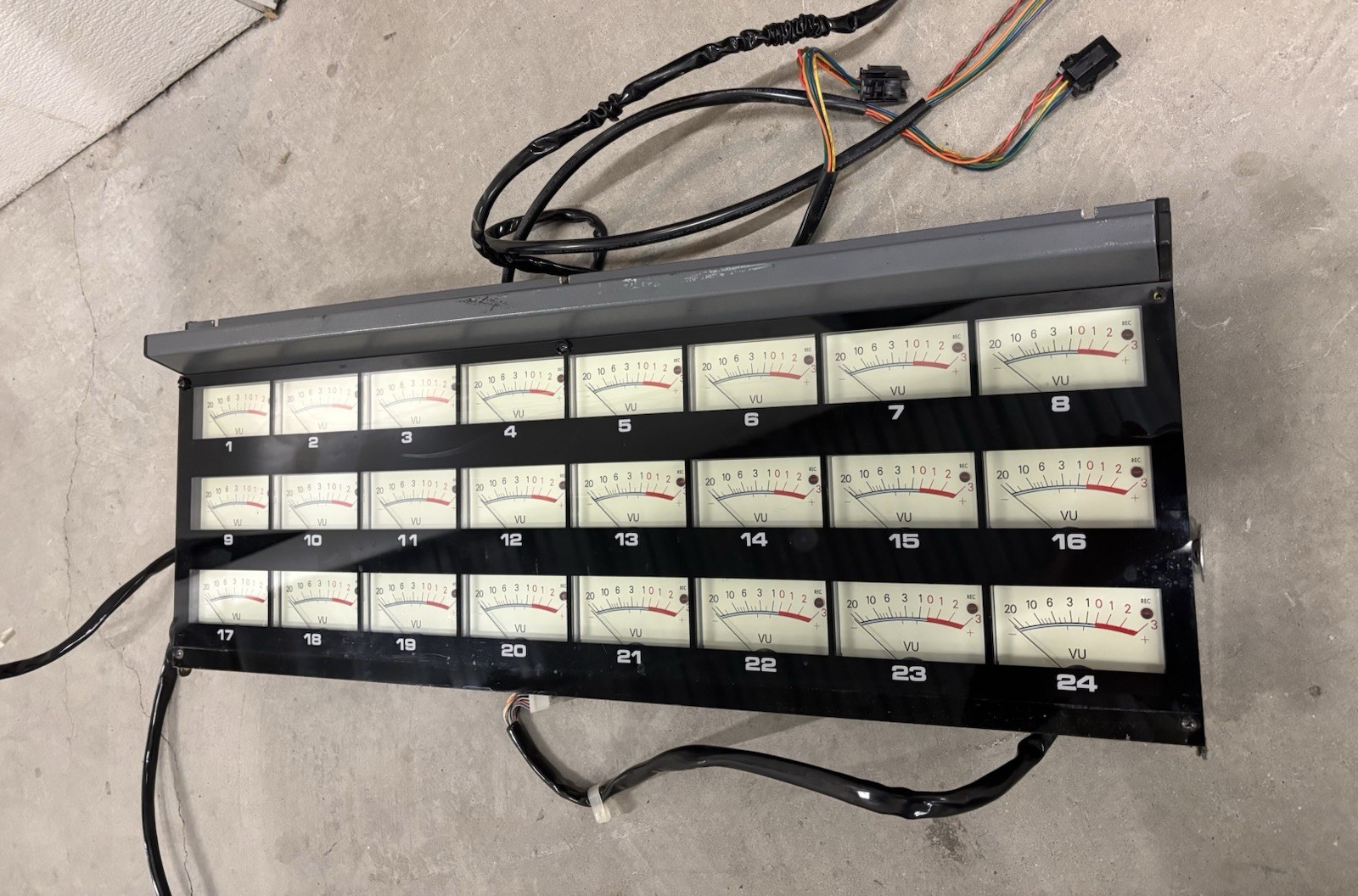 Otari MTR-90 VU Panel