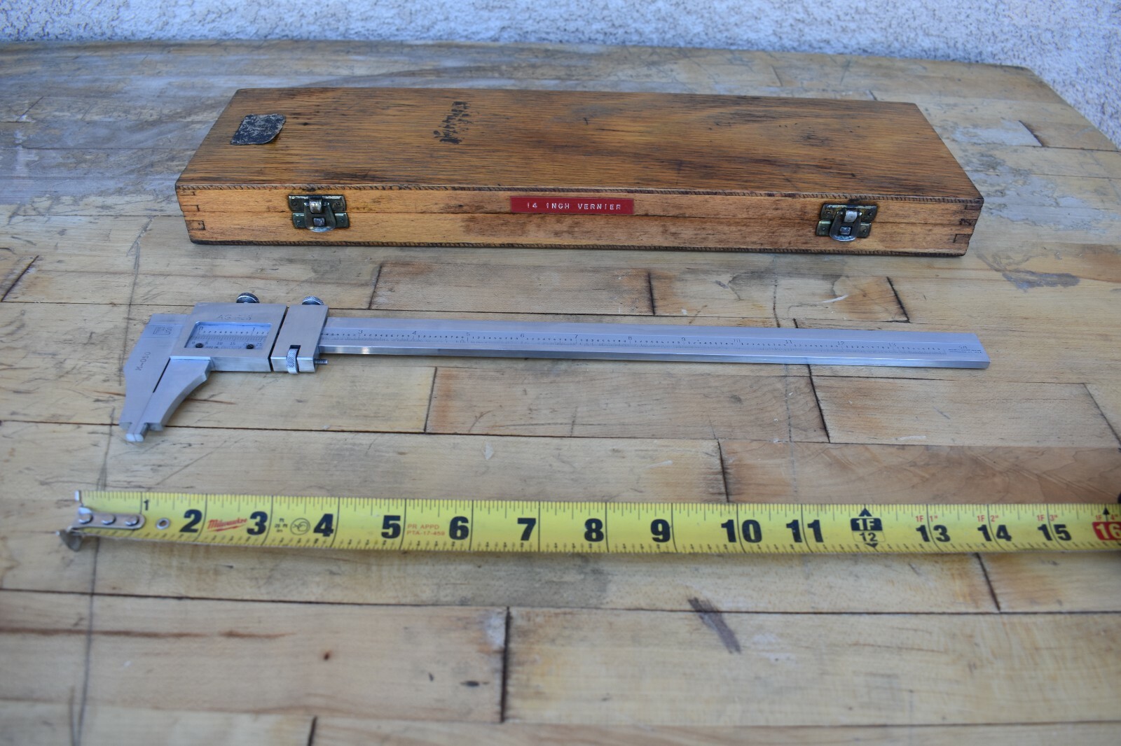 USED Brown Sharpe 14"  Vernier Precision Caliper 571 WITH CASE