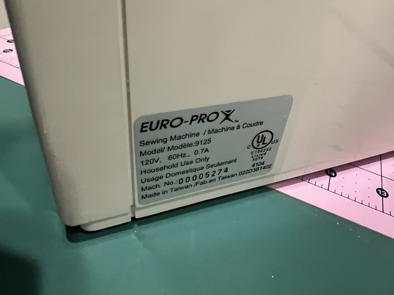 Euro Pro X Sewing Machine 9125 Computerized Embroidery Machines + Case & Extras