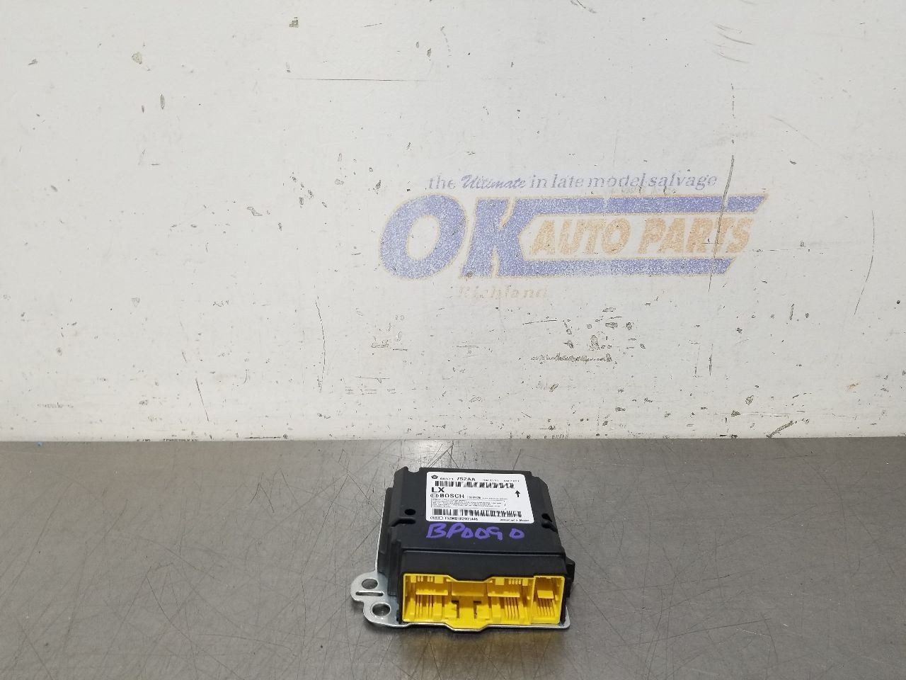 19 2019 CHRYSLER 300 SRS RESTRAINT CONTROL MODULE 68371752AA