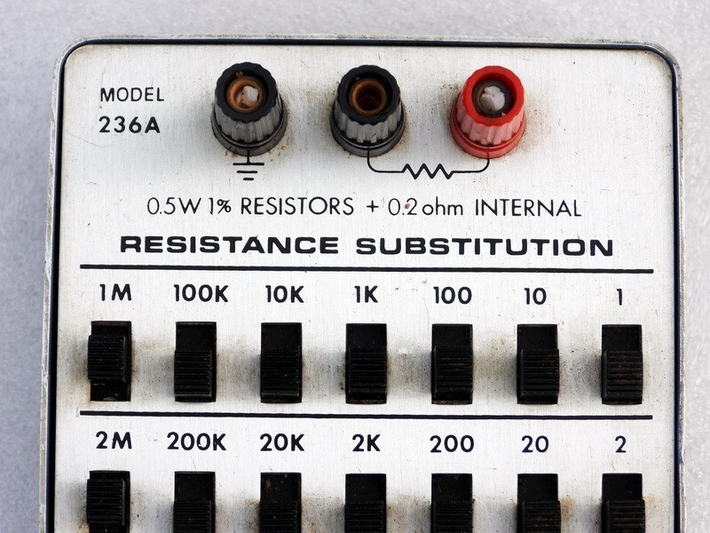 MINT PHIPPS & BIRD INDUSTRIAL RESISTANCE SUBSTITUTION BOX MODEL 236A
