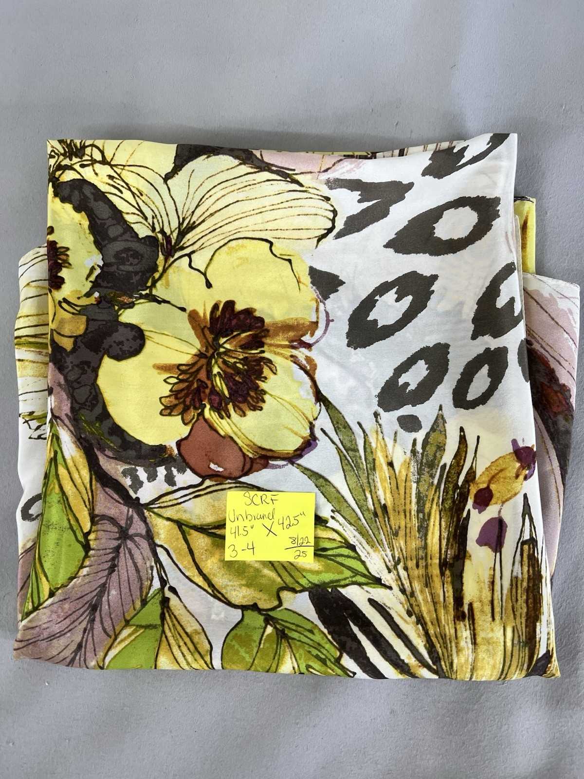Women’s Floral Square Scarf 41”x42”