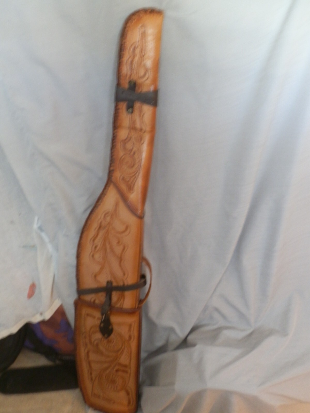 RIFLE LEATHER 2 PIECE CASE,HAND TOOLED W/ A HORSE HEAD MOTIFF,HAND MADE STICHING
