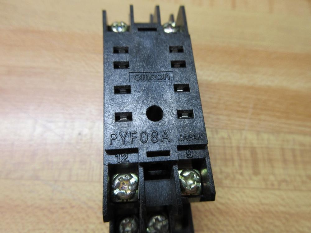 Omron PYF08A Relay Socket PYFO8A (Pack of 6)