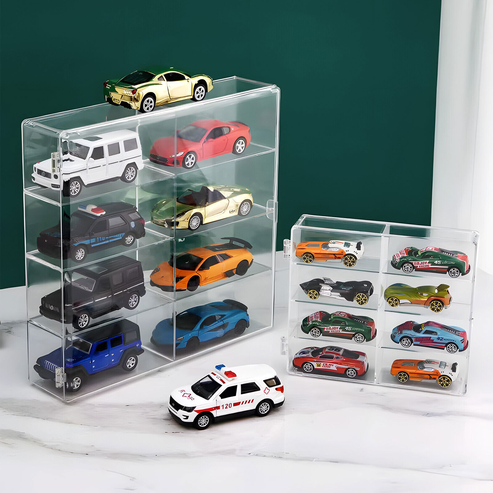 Model Car Diecast Display Case 1:64 Scale 8 Car Compartment with Locking Latch