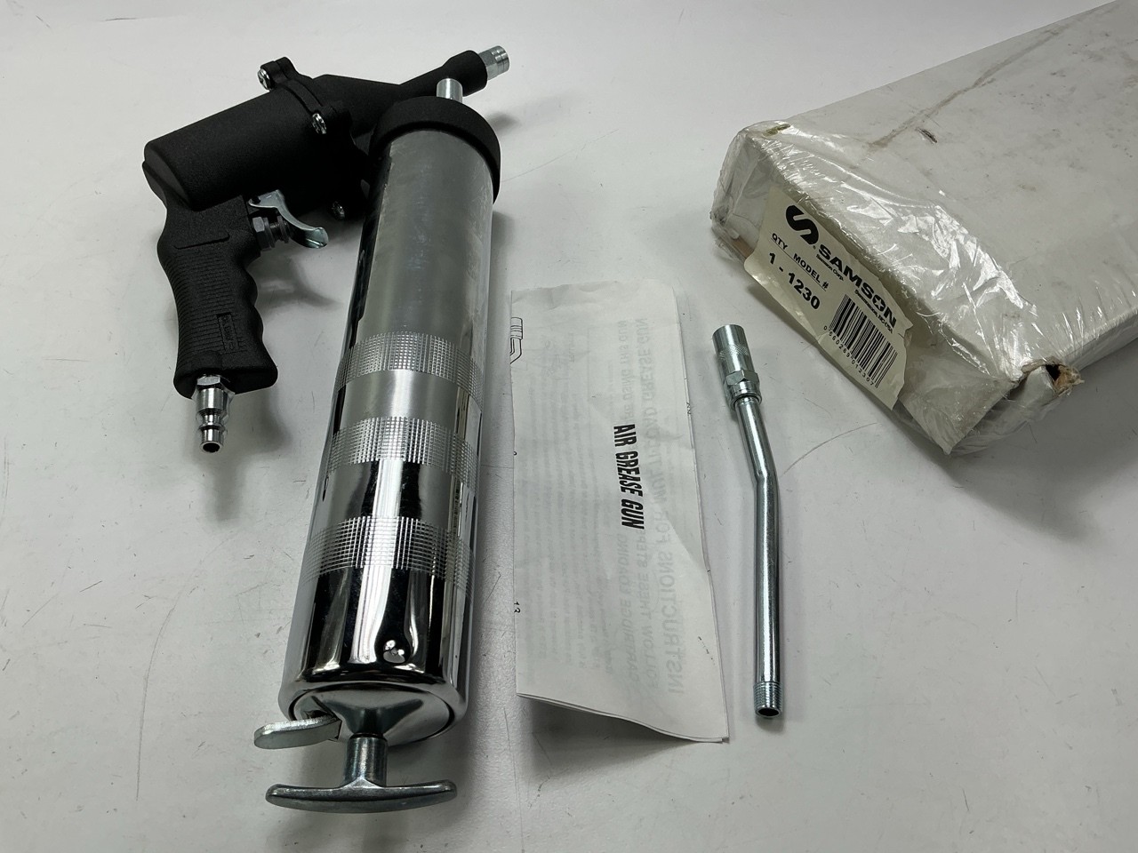 Samson 1230 - Standard Air Operated Grease Gun,  40 To 1 Ratio Air Motor