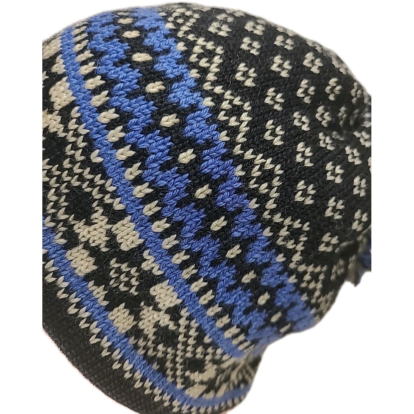 By/Par Filmar Wool Knit Unisex Ski Hat Tassel Beanie CANADA Blue Black & Cream