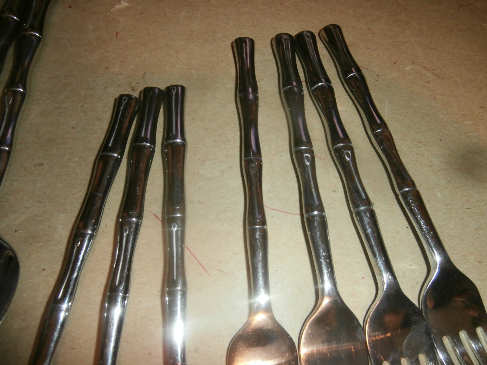 15 piece Hampton Silversmiths Stainless Fork Spoon Knife Set Bamboo Handle