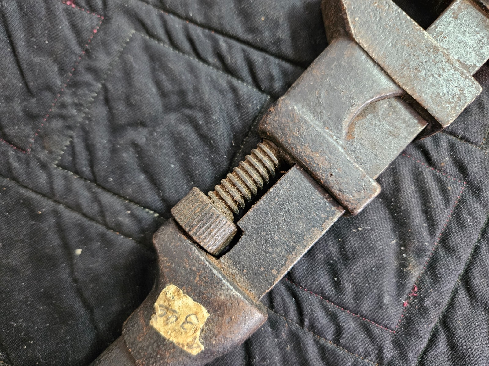Antique Tools: Monkey Pipe Wrench ~ Wooden Handle ~ 12"