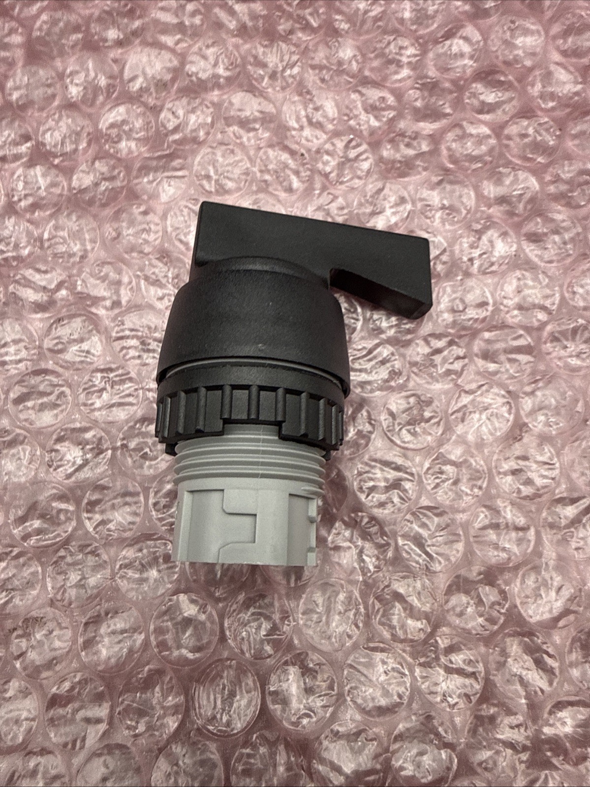 Festo 25261 NR-22-SWX2 Selector Switch 22mm Mounting Diameter - NEW