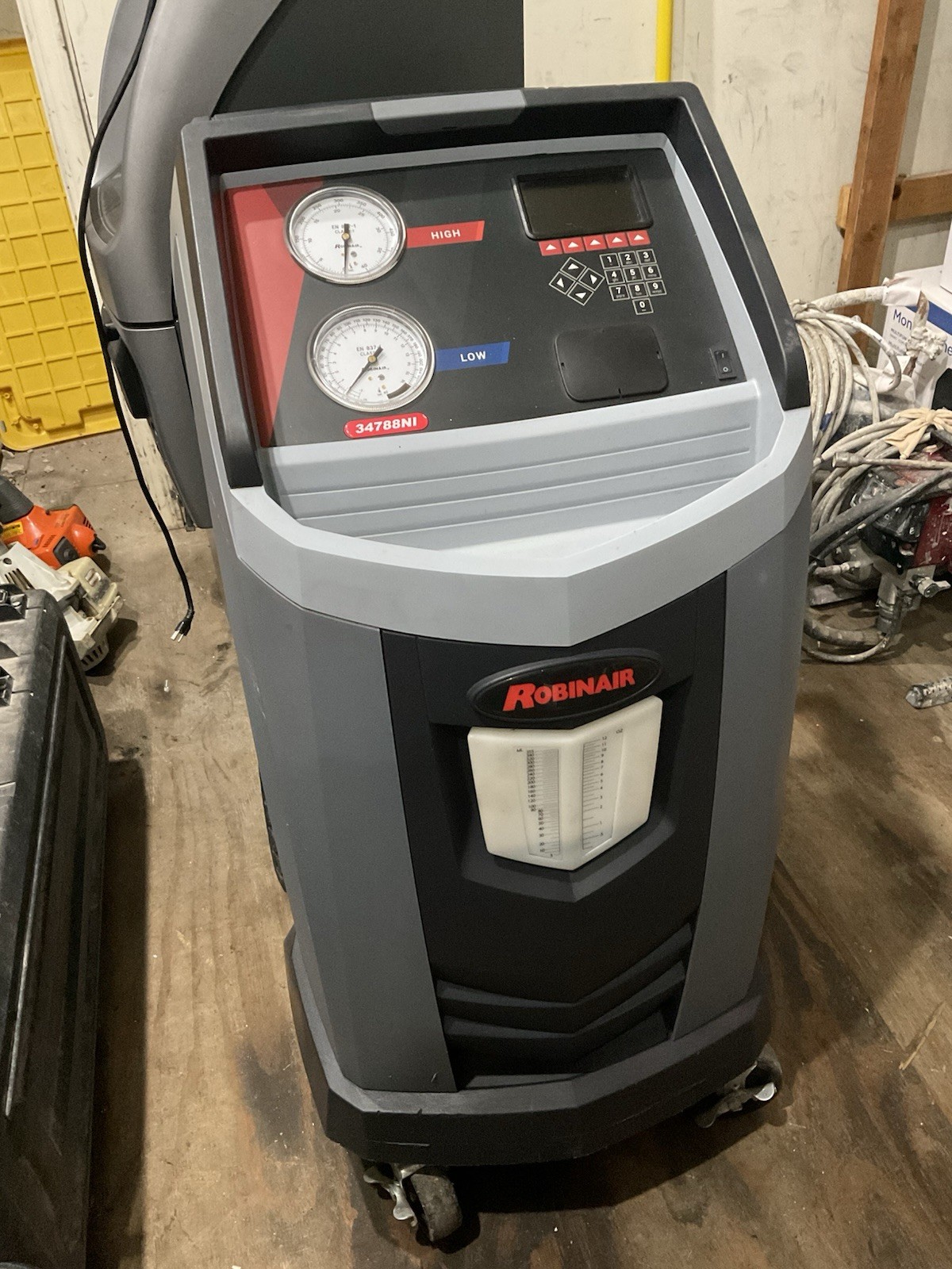Robinair 34788NI R-134a Recovery Recycle Recharge Machine Hybrid Auto AC Service