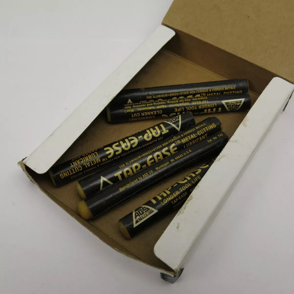 24x AGS TA-2 TAP - EASE METAL CUTTING LUBRICANT STICK. UNIVERSAL SIZE 43 OUNCES