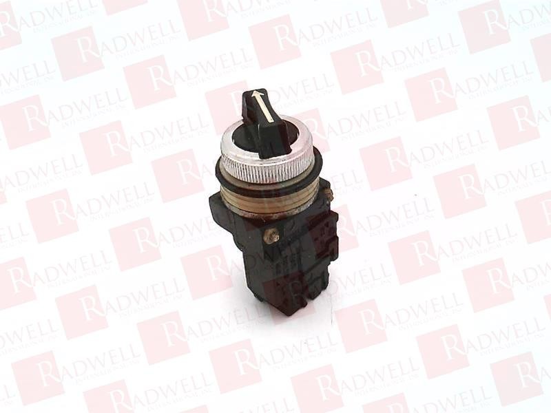 GENERAL ELECTRIC CR104B121 / CR104B121 (NEW IN BOX)