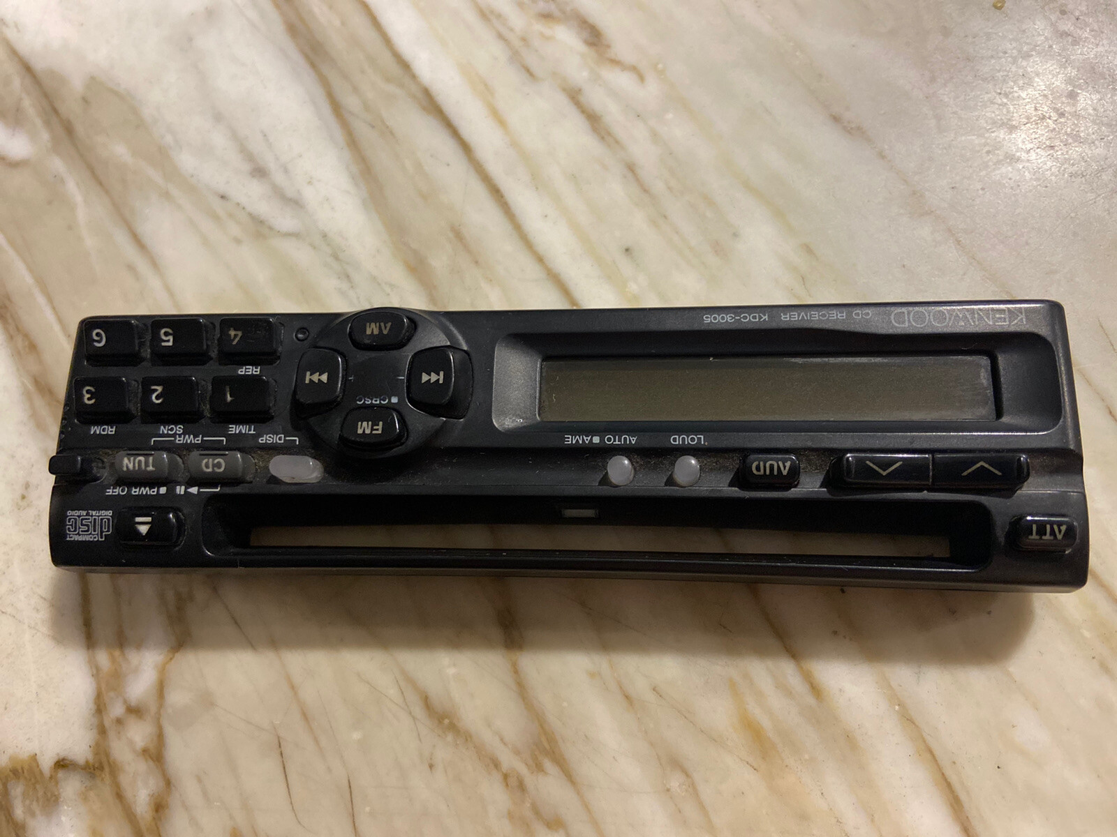KENWOOD KDC-3005 CAR STEREO KENWOOD KDC-3005 FACEPLATE ONLY ONLY OEM🟠