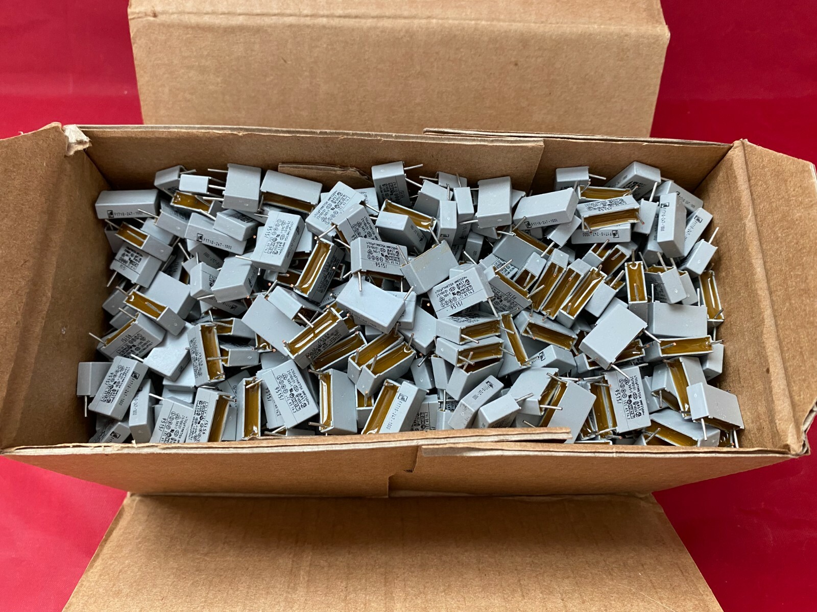Vishay Roederstein F1710-247/1000 4700pf 250VAC Safety Film Capacitors, 150pcLot