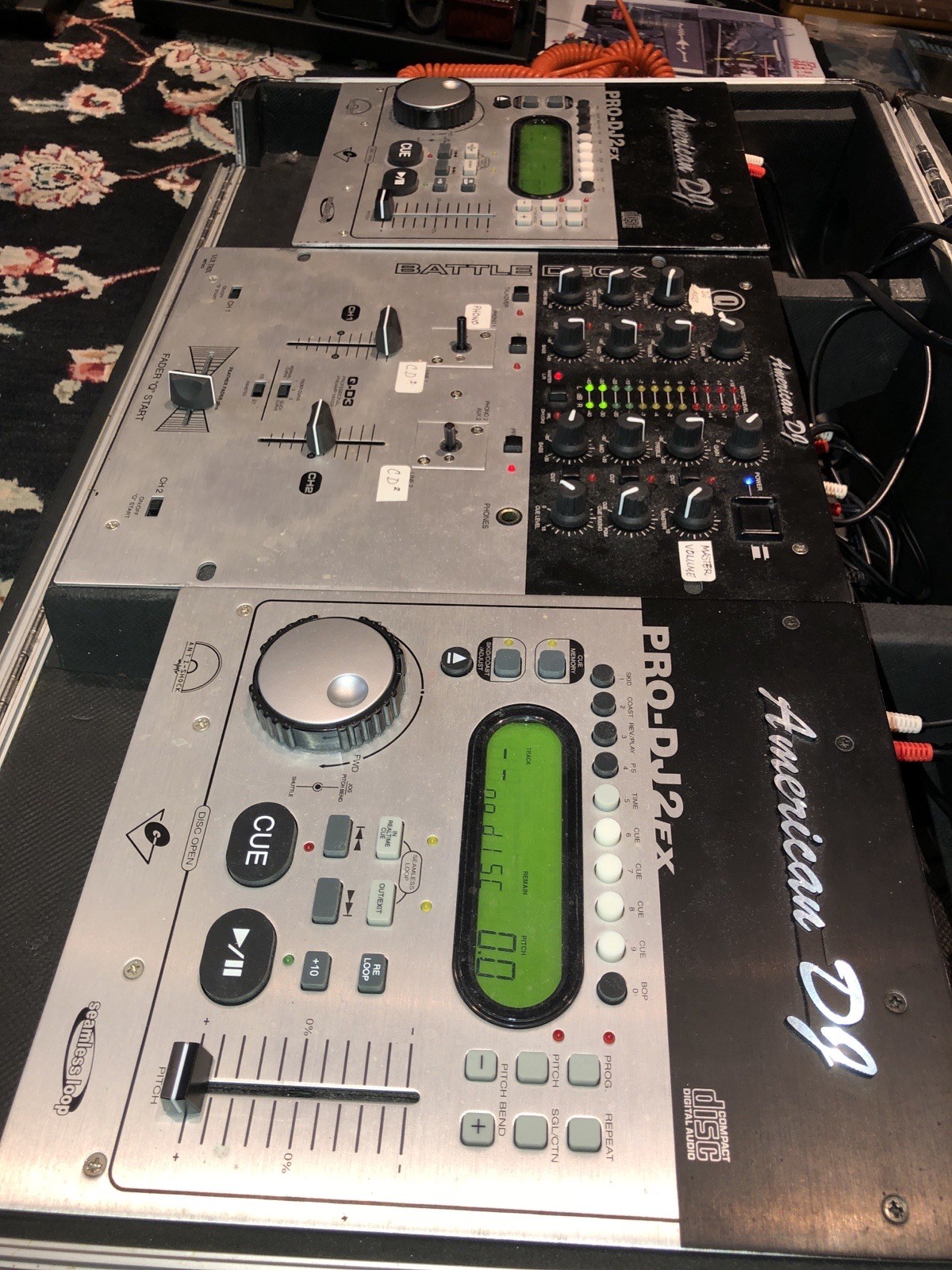 American DJ MIXER (NO CASE)  2 Pro Pack PRO-DJ2FX CD plyrs, Q-D3  PARTS / REPAIR