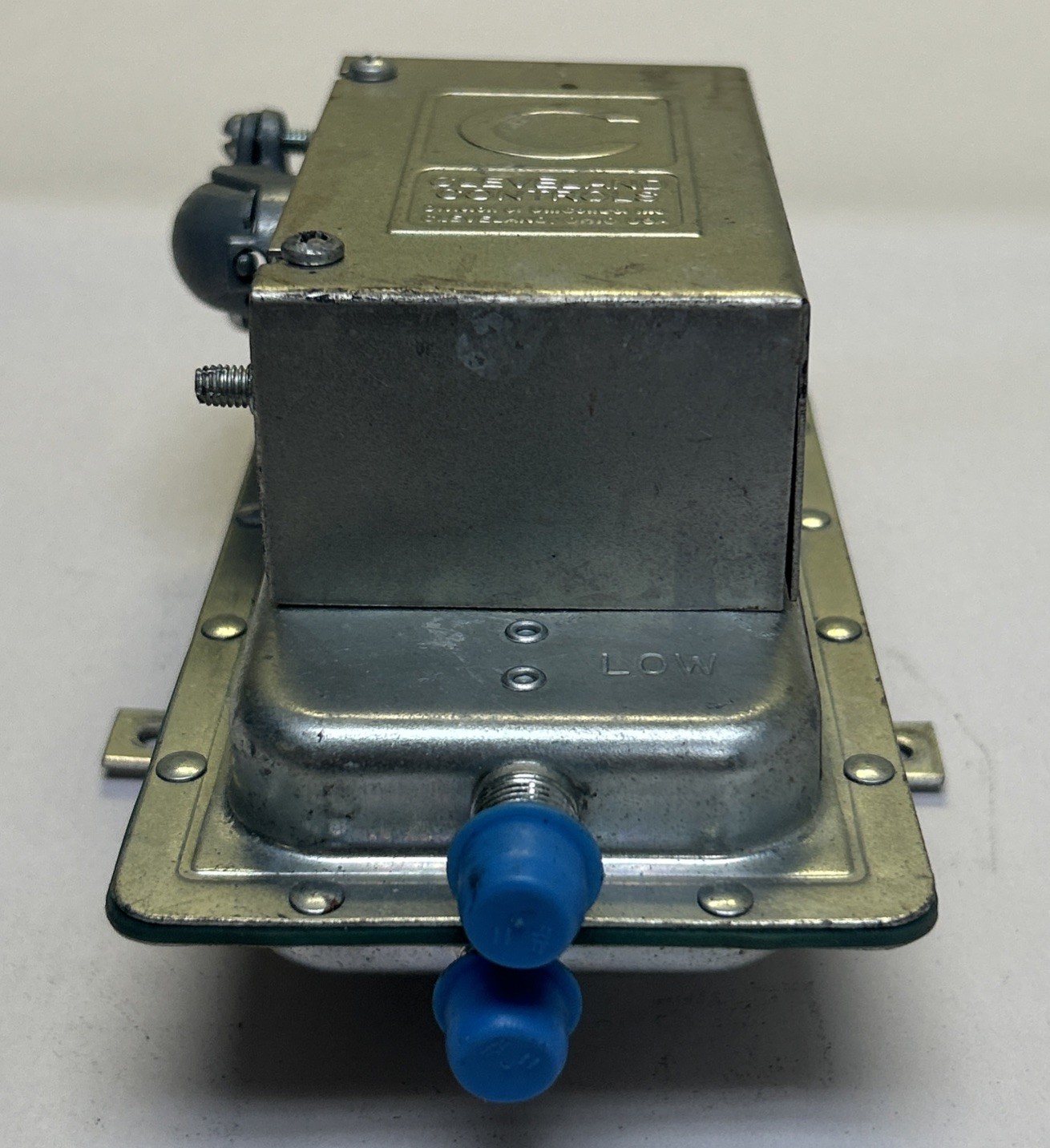 CLEVELAND CONTROLS,AFS-222,AIR PRESSURE SENSING SWITCH