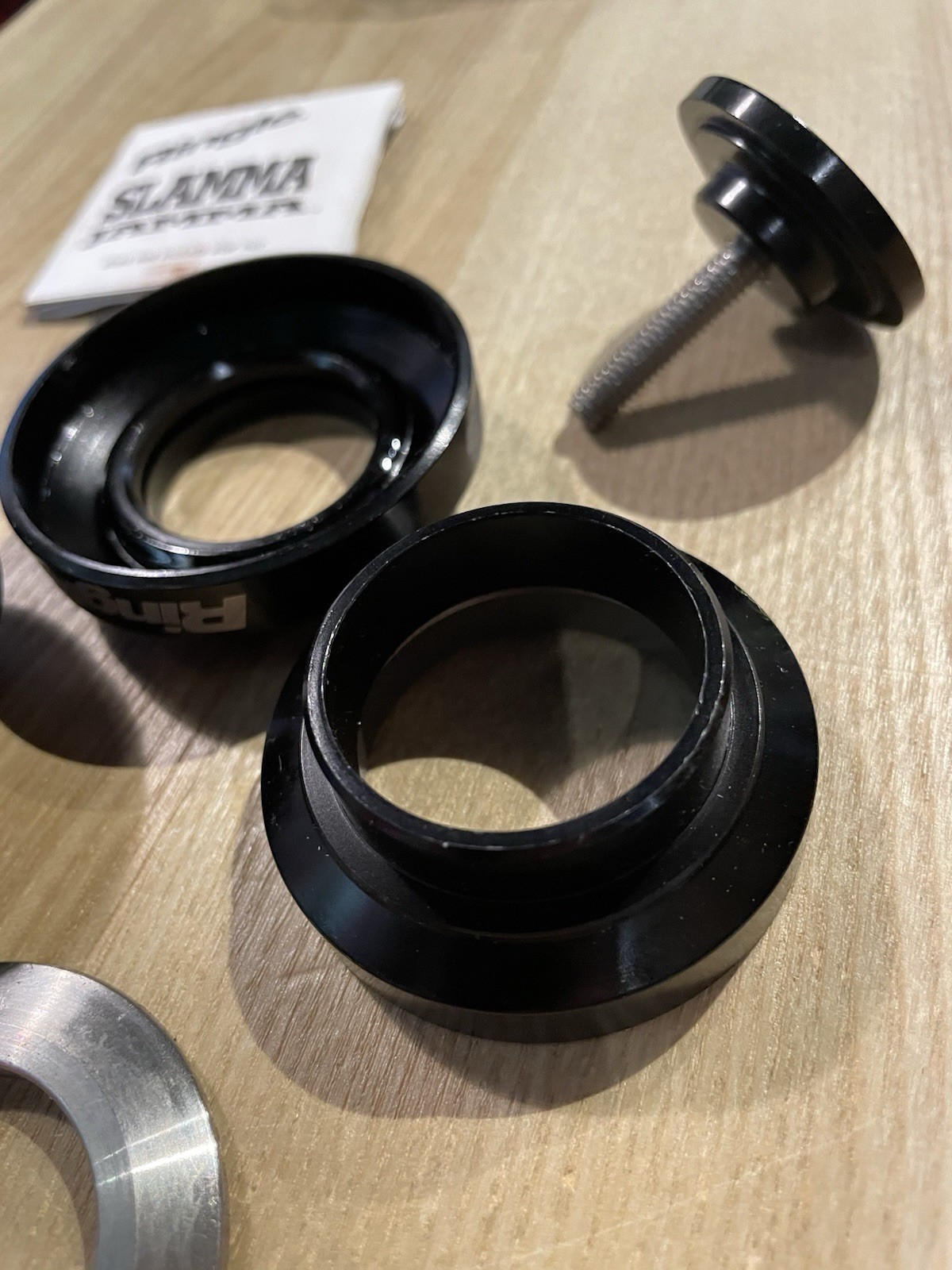 NIB Sun Ringle Slamma Jamma Threadless Headset 1-1/8" Black