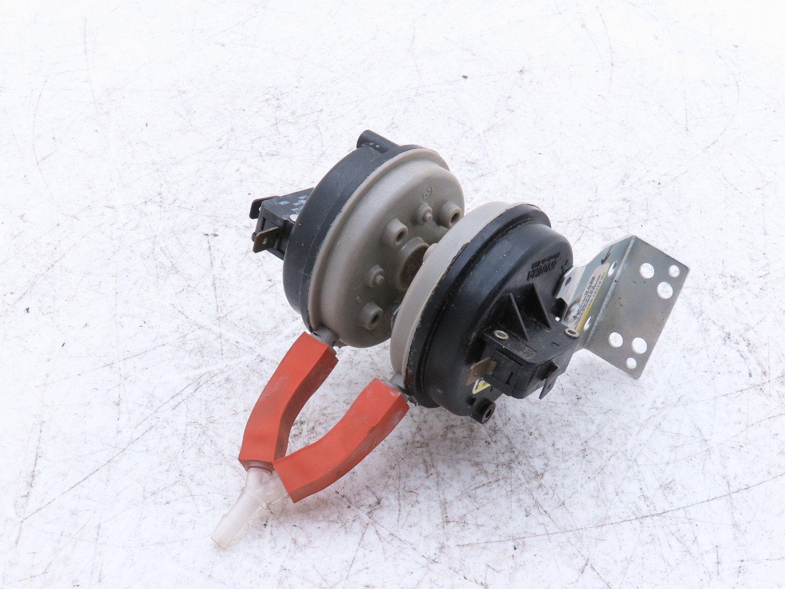 Heatco ESA2088-0306 Dual Pressure Switch Rev C Low & High Pressure Switches