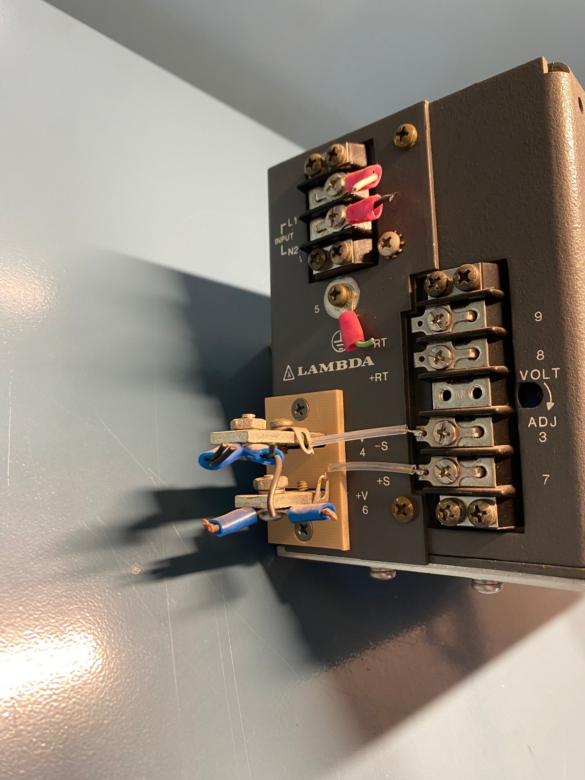 LAMBDA MODEL LRS-55-28 REGULATED POWER SUPPLY