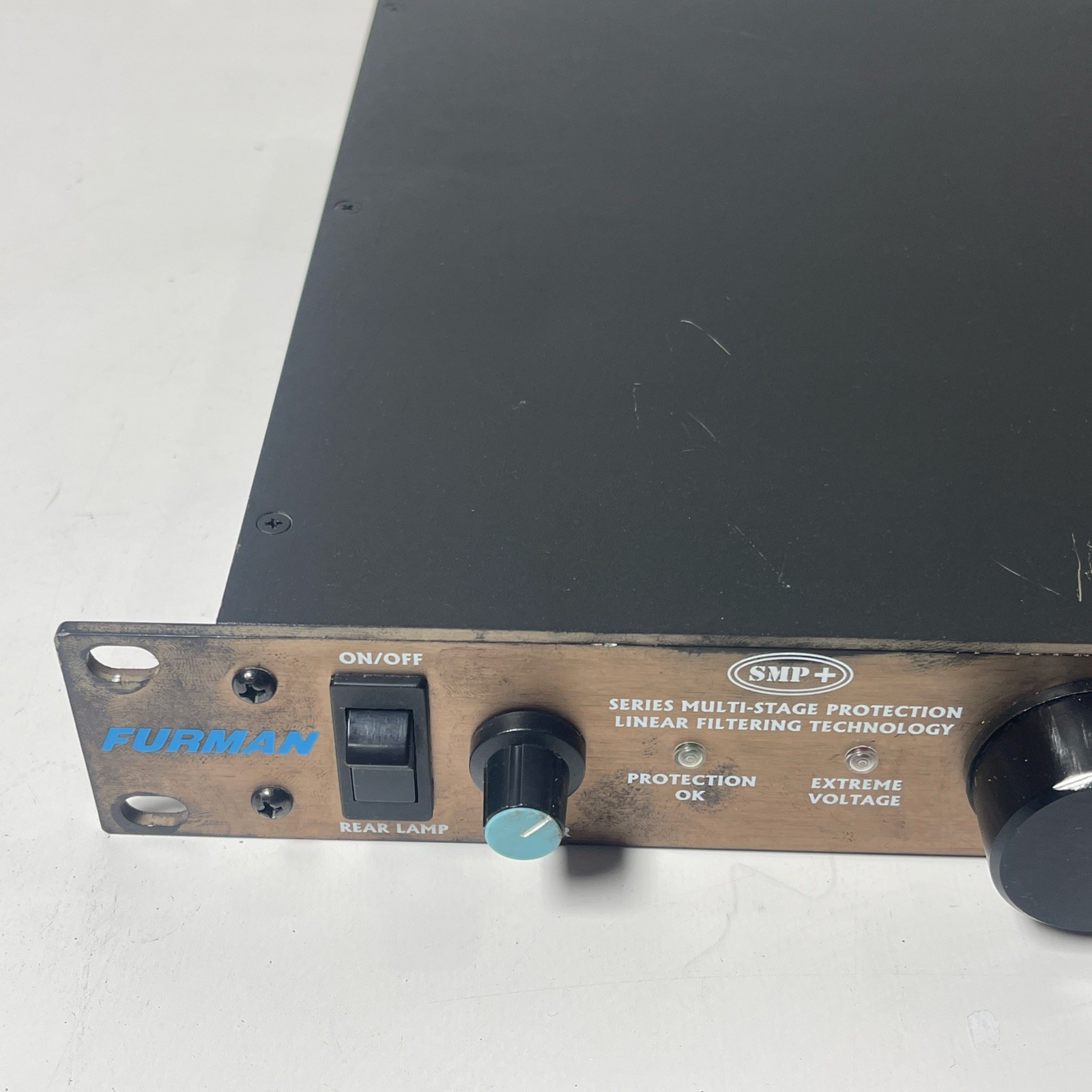 Furman PL-PLUS Series ll Power Conditioner
