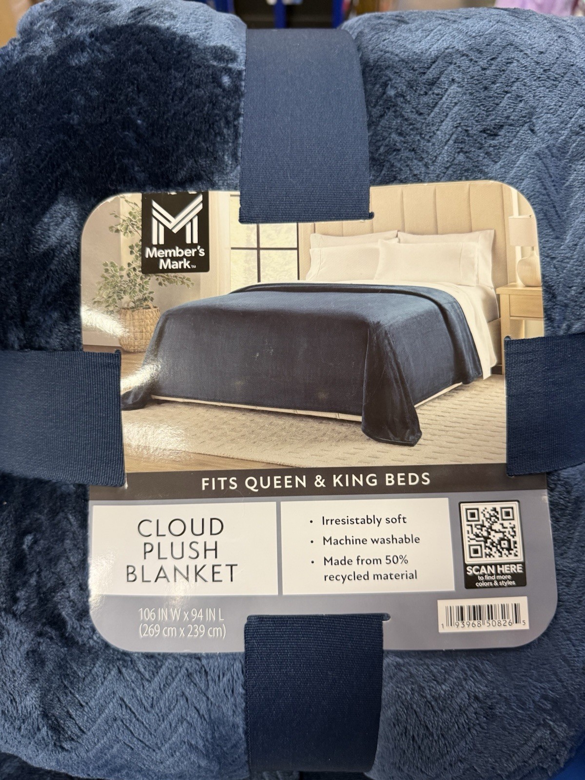 Member's Mark Oversized Cloud Touch Blanket, Blue