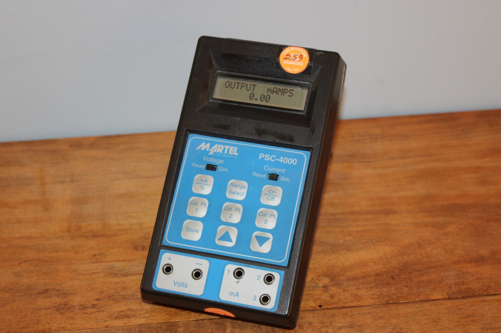 Martel Electronics PSC-4000 Voltage/Current Calibrator (MAY NEED CALIBRATED)