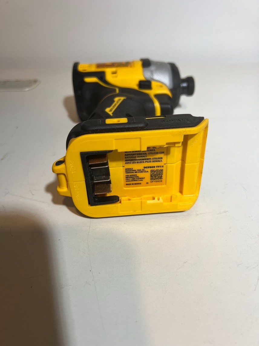 Dewalt ATOMIC 20V Brushless Compact Drill & 1/4" Hex Impact Kit DCK278C2