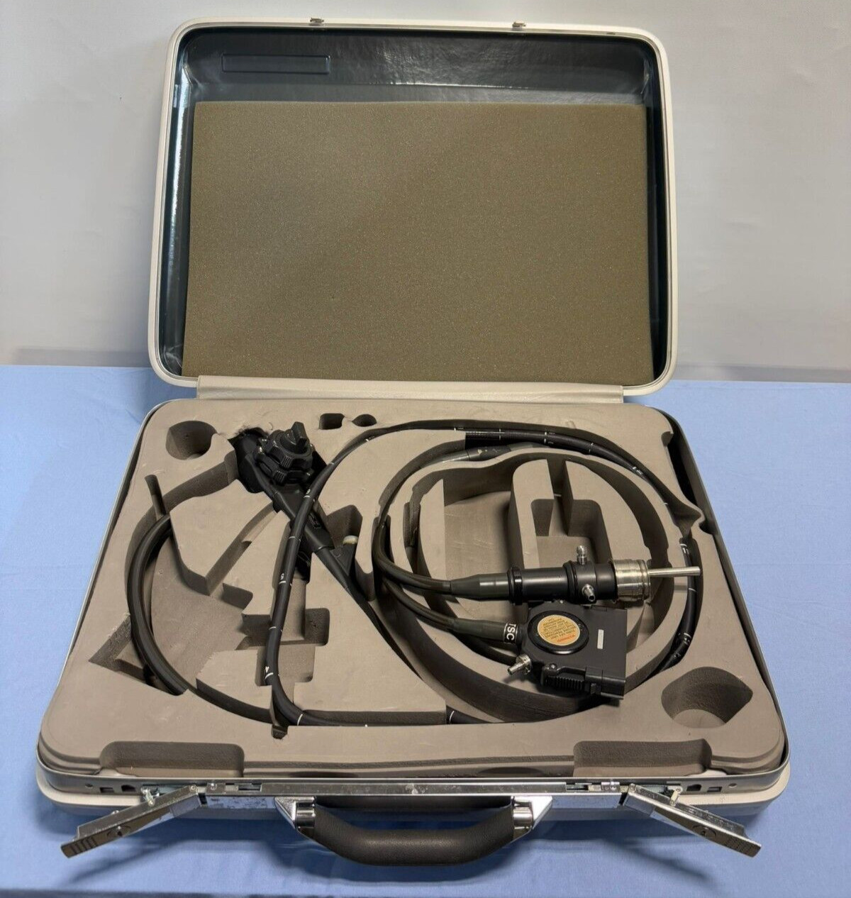 Fujinon EC-300MS Colonoscope 4391004 w/ Olympus Case
