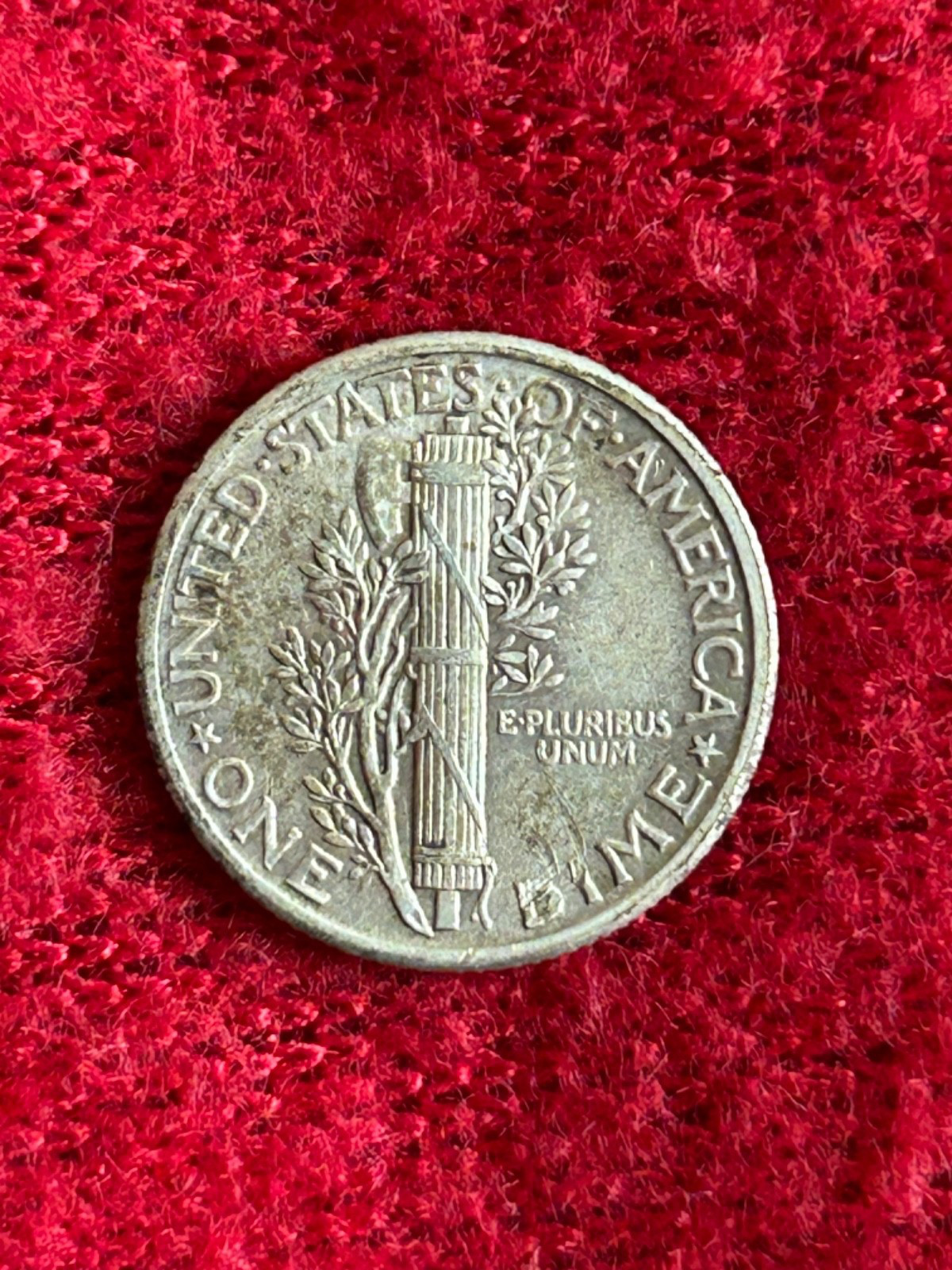 Vintage - 1928 P Mercury Dime - Excellent Condtion