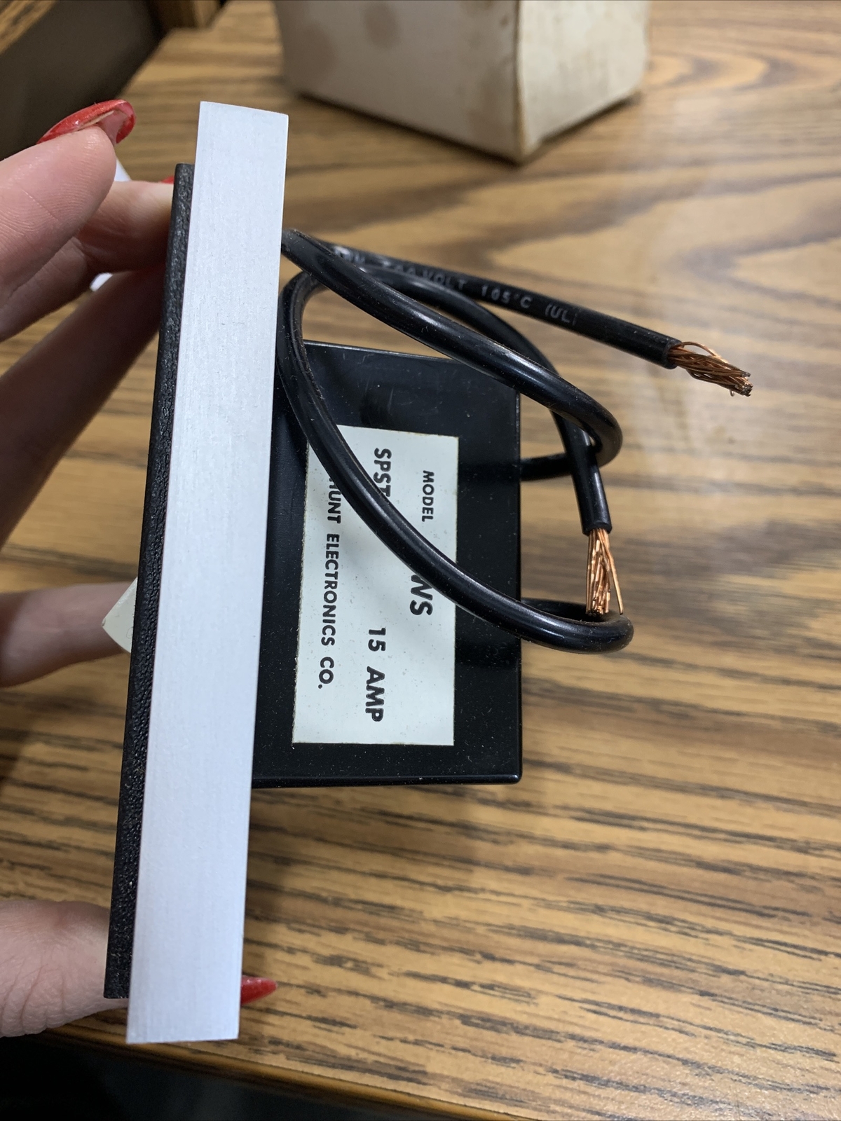 Aws SPST 15 Amp Hunt Electronics Switch