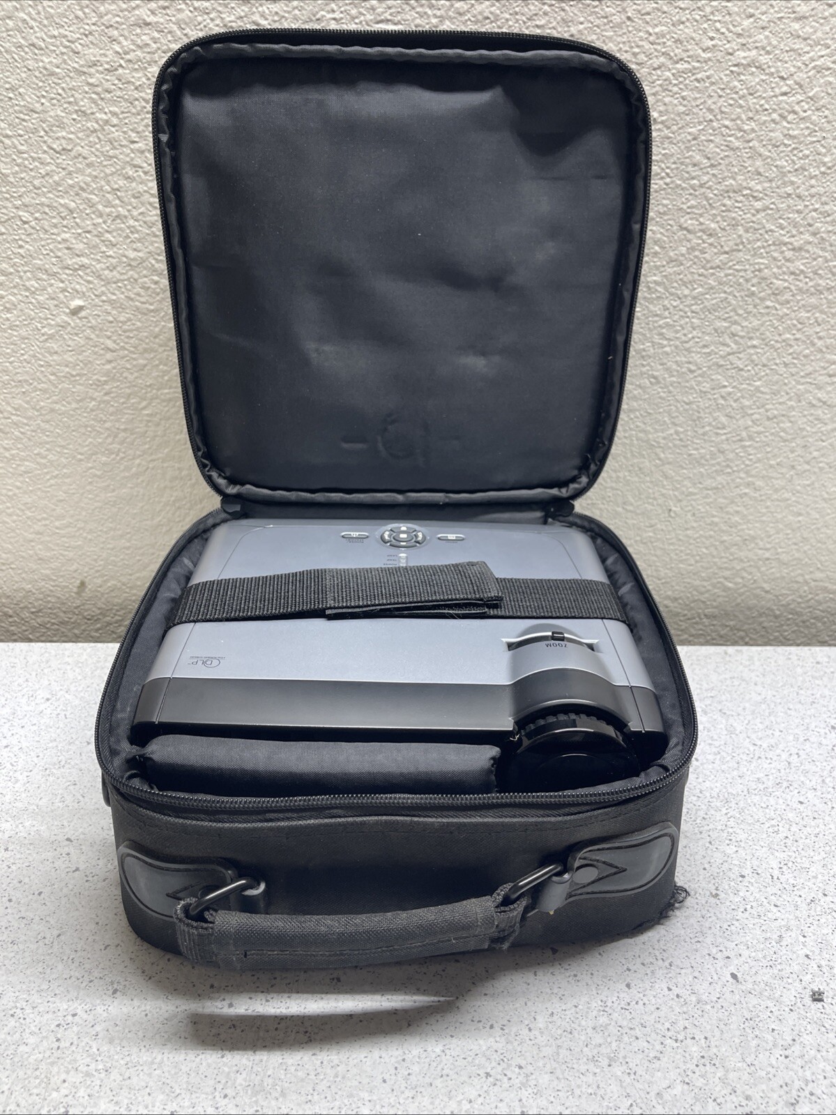 Optoma EP716 Projector w/ Padded Case Portable with Easy Setup