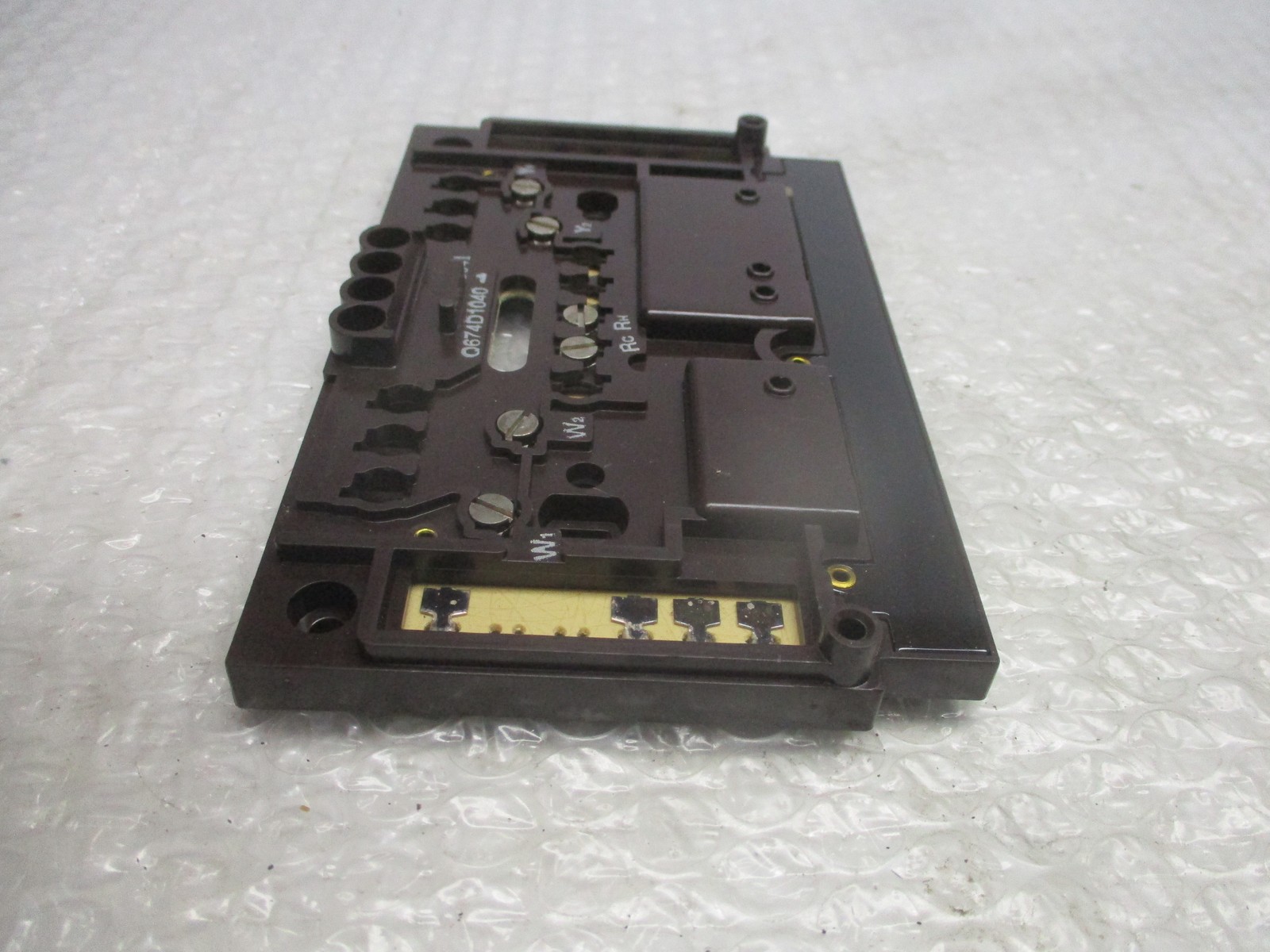 TRADELINE Q674D1040 THERMOSTAT SUBBASE NSNP